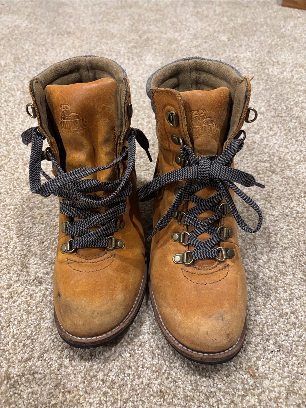 Kodiak Brown Leather Lace-Up Hiking Boots with Dark Gray Laces